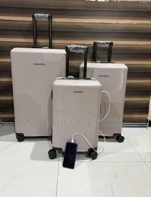Quality Unbreakable Traveling Box Luggage