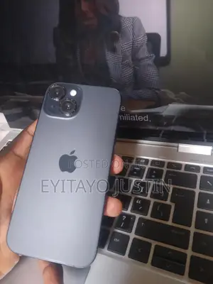 Apple iPhone 15 128 GB Black