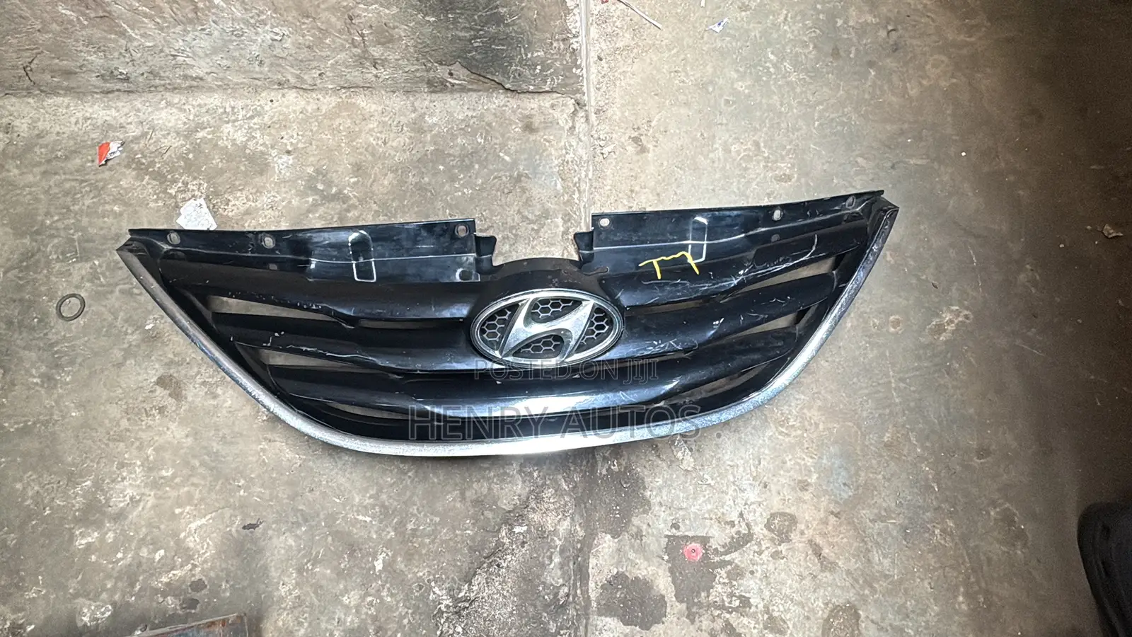 Front Grill Sonata 2013
