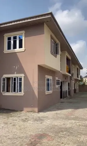 2bdrm Block of Flats in Parapo, Awoyaya for sale