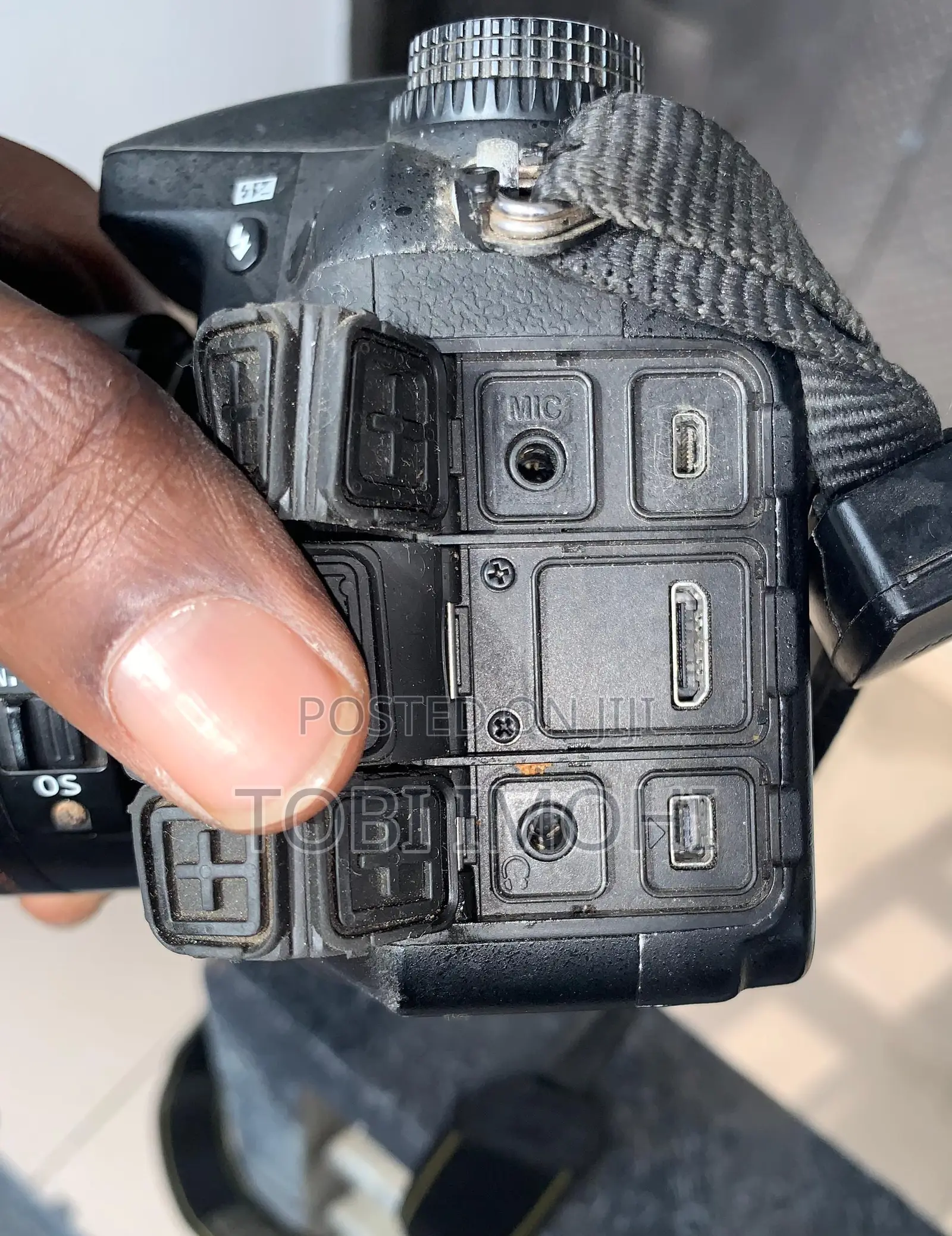 Nikon D7100