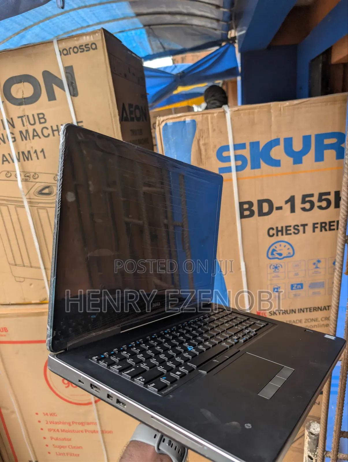 Laptop Dell Precision 7720 16GB Intel Xeon HDD+SSD 512GB