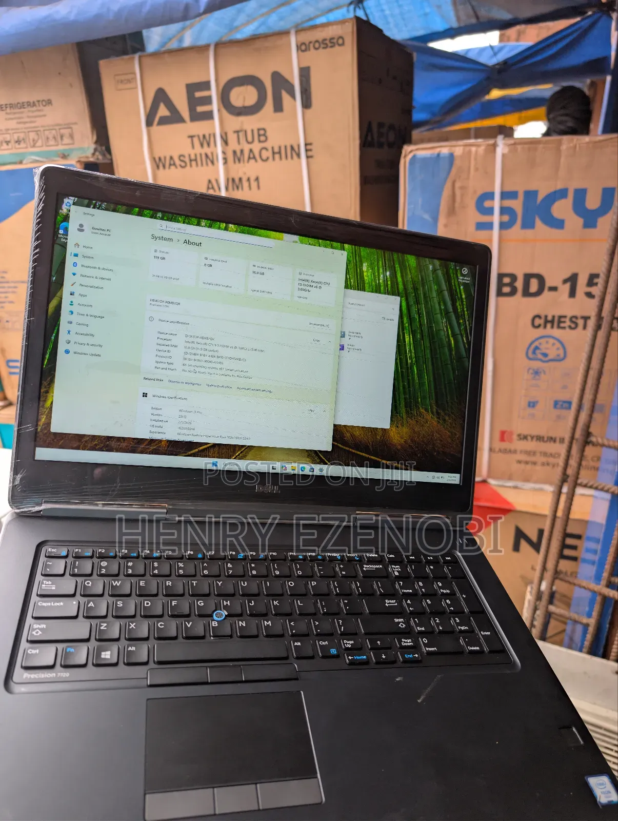 Laptop Dell Precision 7720 16GB Intel Xeon HDD+SSD 512GB