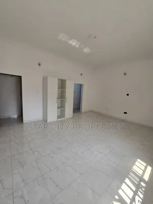 2bdrm Apartment in Omole Phase 2 for rent