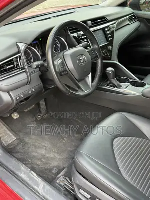 Toyota Camry SE (2.5L 4cyl 8A) 2019 Red