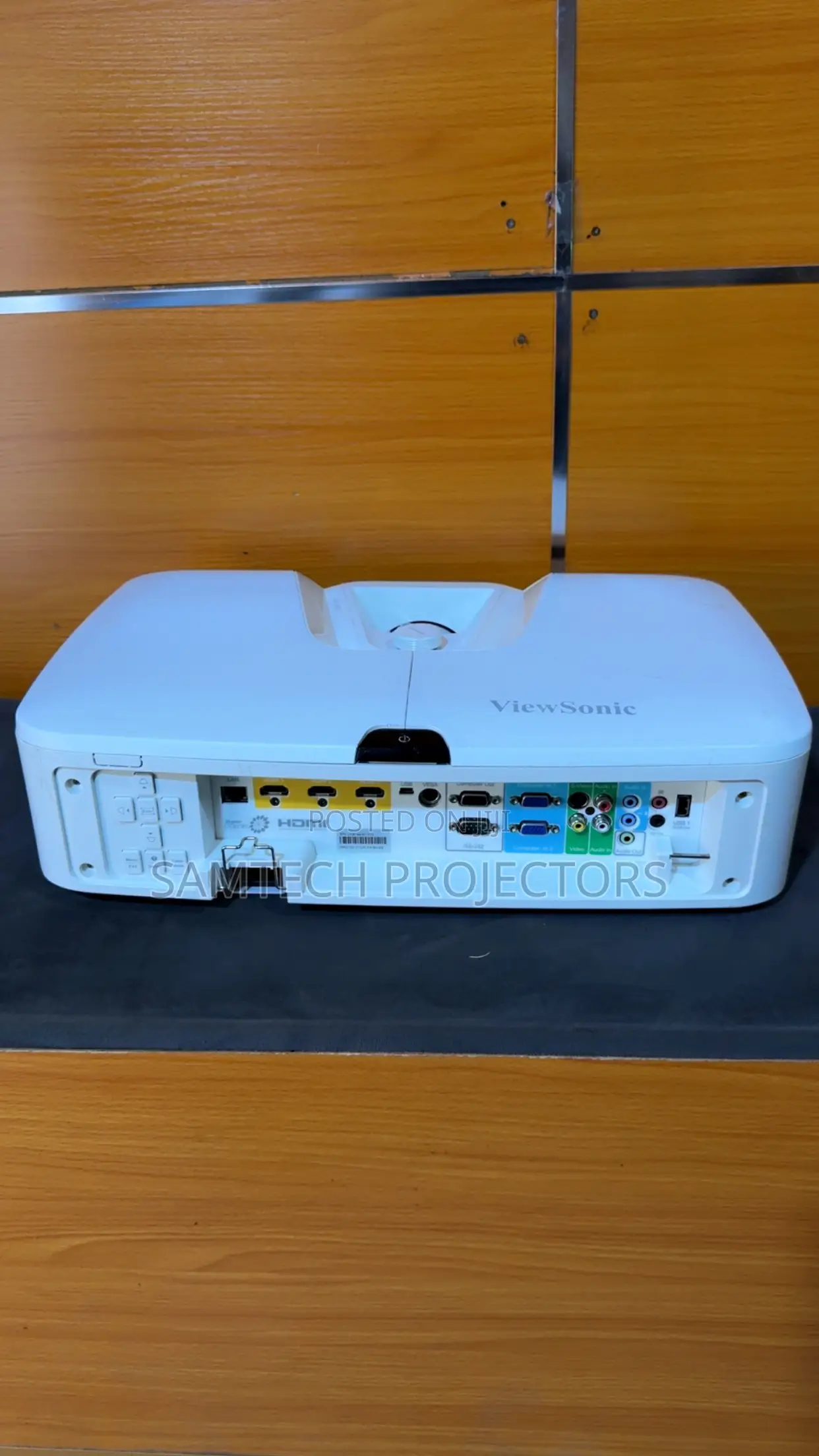 Neat Viewsonic Direct  Uk Used In Lekki, Abuja, Ph, Ibadan,Warri, Uyo