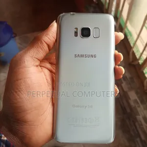 Samsung Galaxy S8 64 GB White