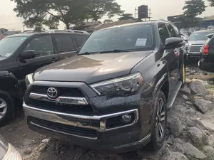 Toyota 4-Runner Limited 4dr 4x4 (4.0L 6cyl 5A) 2016 Black