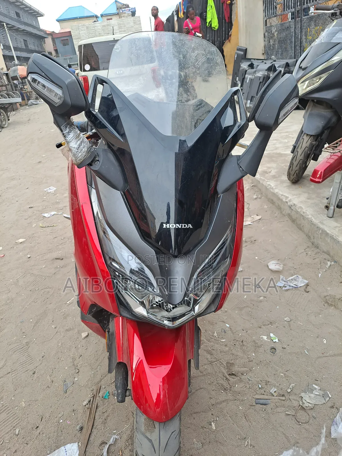 Honda Forza 2022 Red