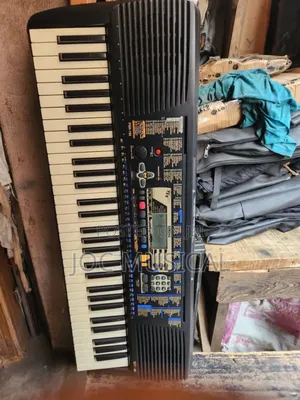 Yamaha Keyboard PSR 195