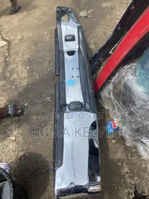 Complete Back Bumper For Nissan Frontier 2000/2003 Model