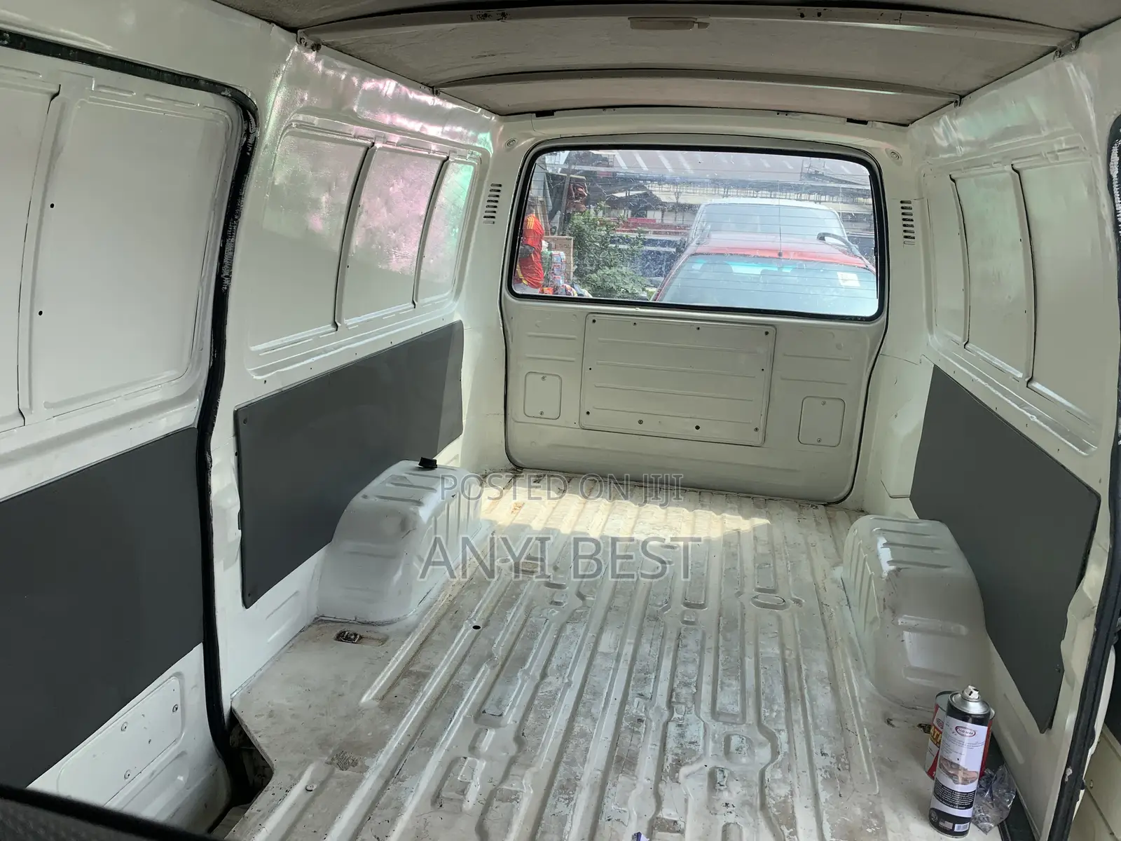 Toyota Grand HiAce 1999 White