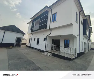 2bdrm Block of Flats in Super City Ushafa for sale