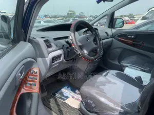 Toyota Previa 2005 Blue