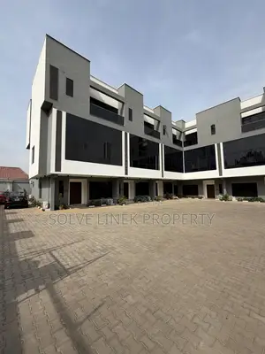 4bdrm Duplex in Wuse 2 for rent