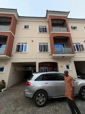 4bdrm Duplex in Agungi Lekki for rent