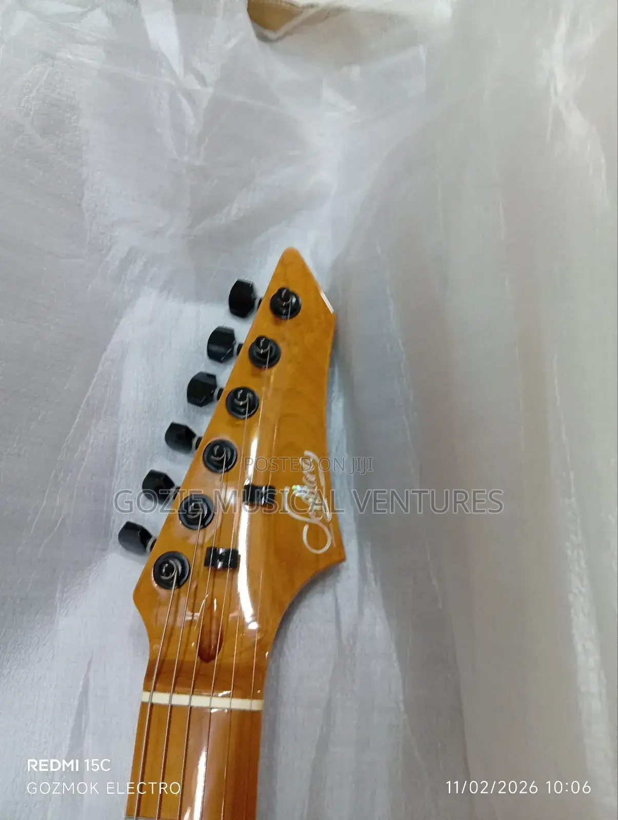 Six String Electric Guitar Seviliana