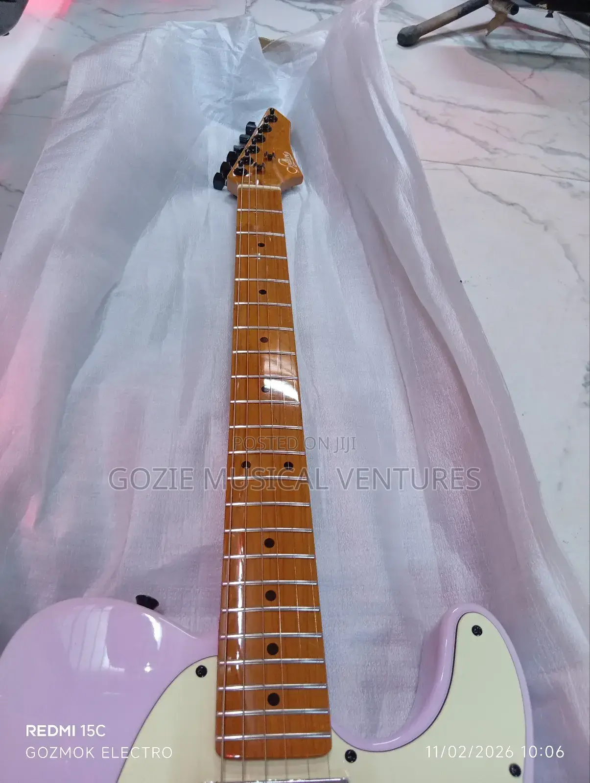 Six String Electric Guitar Seviliana
