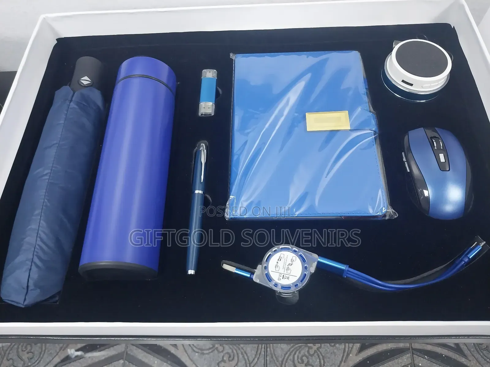8 in 1 Promotional Corporate Gift Sets