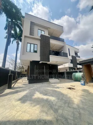 5bdrm House in Omole Phase 1 for sale