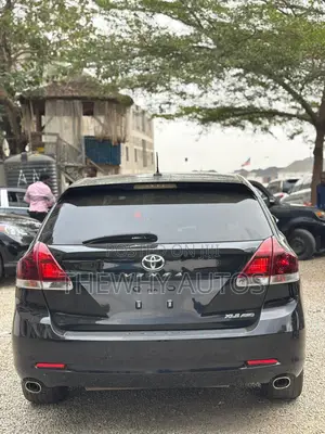 Toyota Venza XLE 4dr Wagon AWD (3.5L 6cyl 6A) 2014 Black