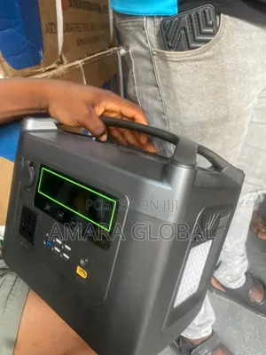 1024wh Solar Generator