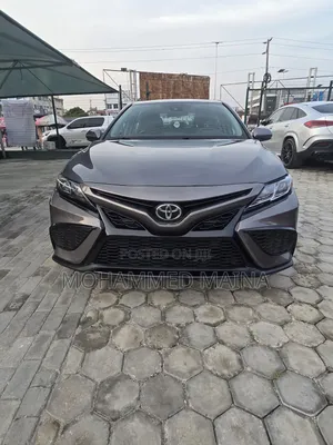 Toyota Camry 2021 Gray