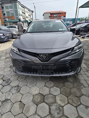 Toyota Camry 2021 Gray