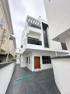 5 Bedroom Fully Detached Duplex