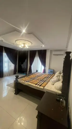 4bdrm Apartment in Banana Island for rent