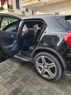 Mercedes-Benz GLA 250 2015 Black