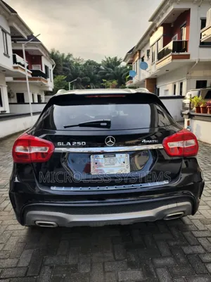 Mercedes-Benz GLA 250 2015 Black
