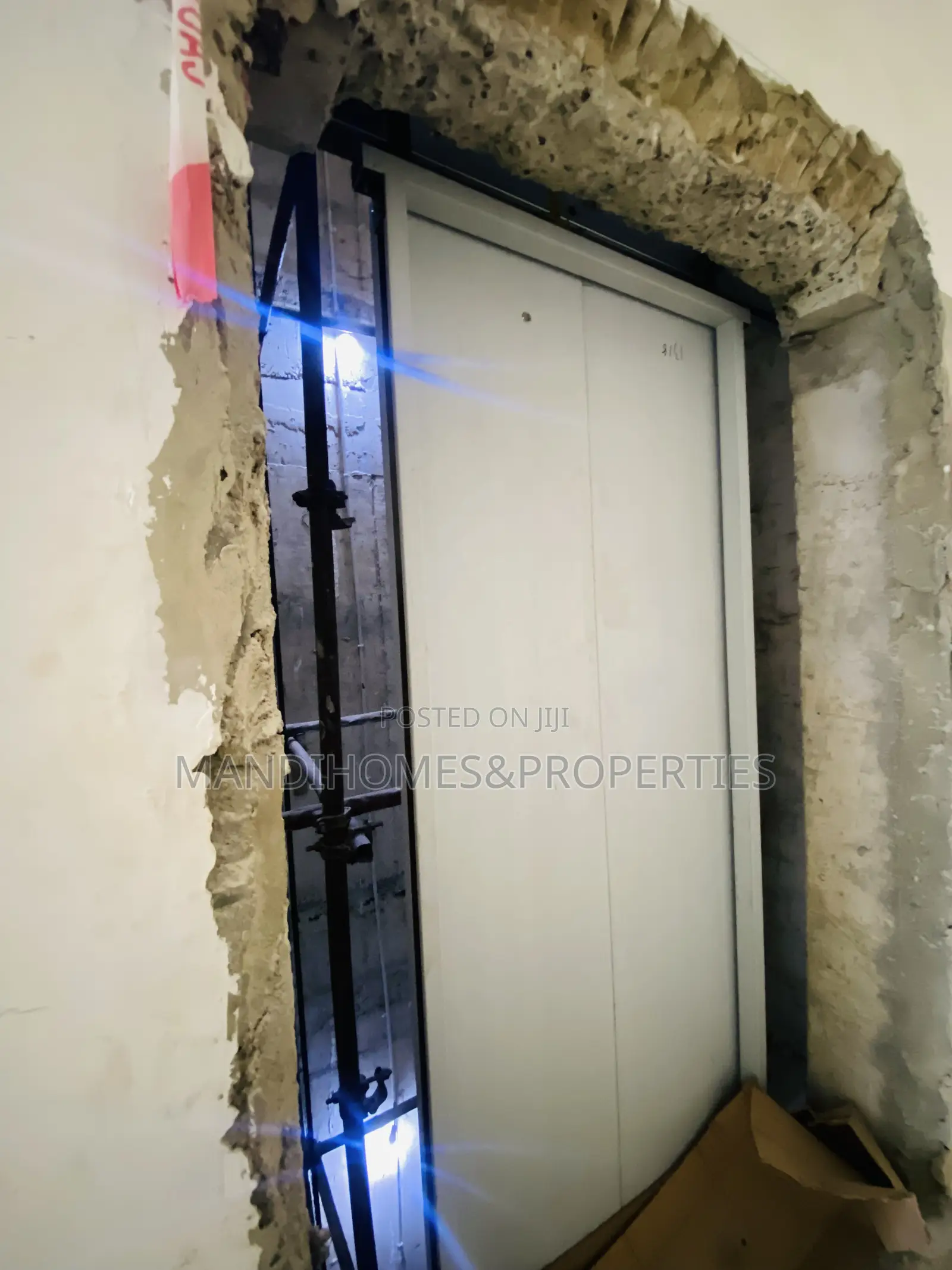 Units Spacious 2 Bedroom Apartment