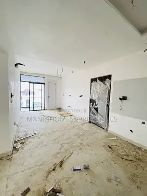Units Spacious 2 Bedroom Apartment
