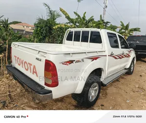 Toyota Hilux 2.0 VVT-i 2011 White