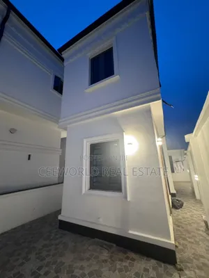 3bdrm Duplex in Kolapo Ishola Gra, Akobo for rent