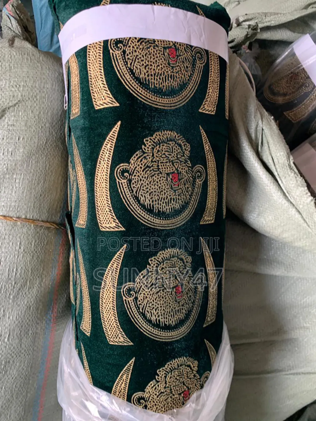 Isiagu Fabric