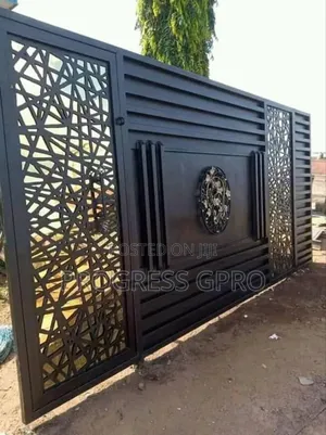 Designer Gate With Quality Materials