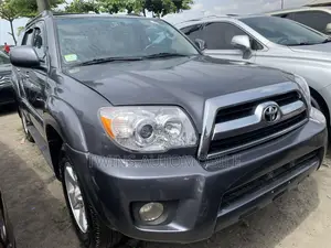 Toyota 4-Runner Limited 2008 Gray