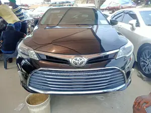 Toyota Avalon Limited 4dr Sedan (3.5L 6cyl 6A) 2014 Black
