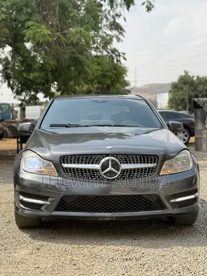 Mercedes-Benz C300 Sport 4Matic Sedan AWD (3.5L 6cyl 7A) 2013 Gray
