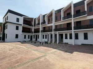 Furnished 10bdrm Apartment in Guzape for sale