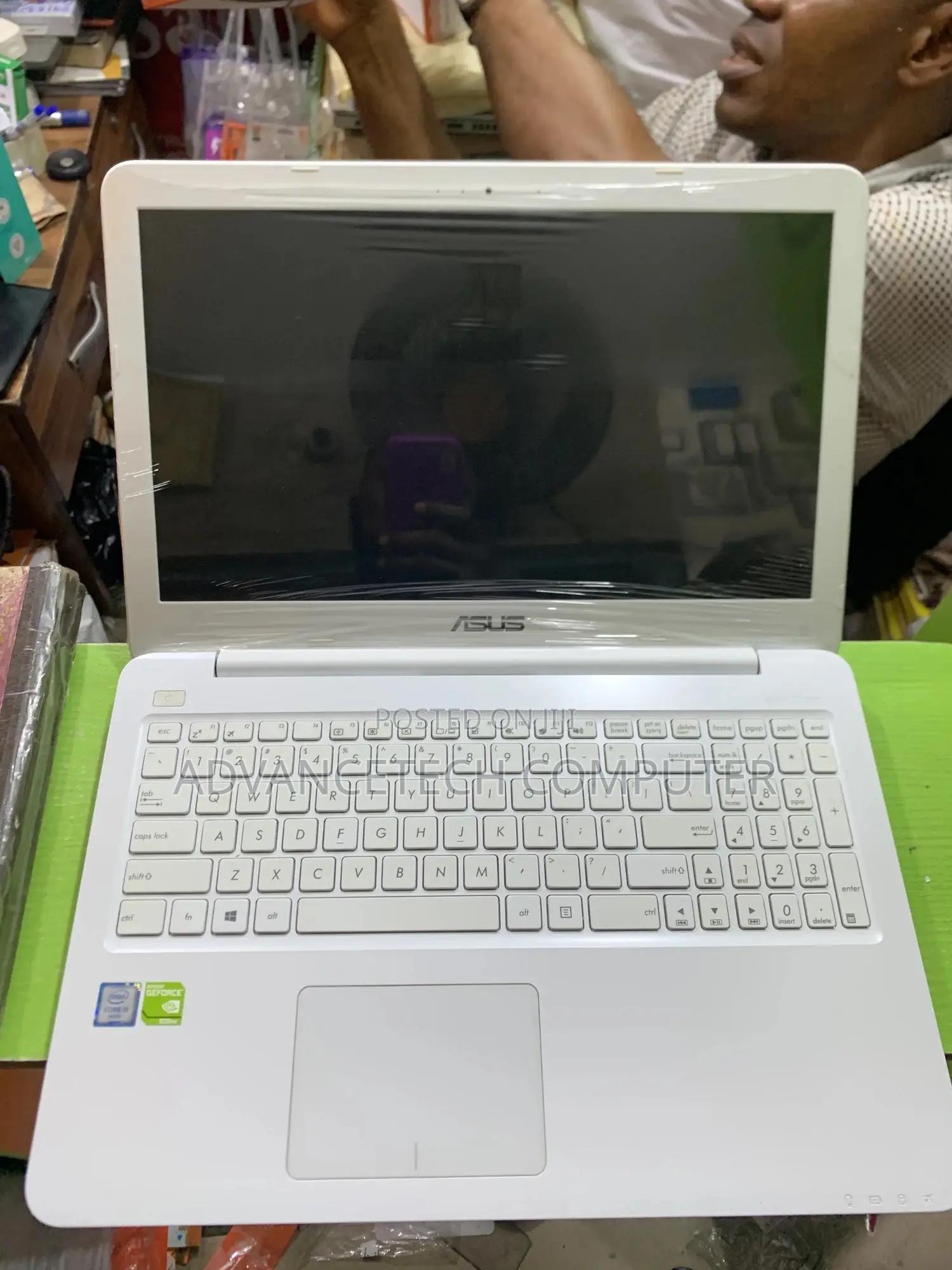 Laptop Asus F550CC 8GB Intel Core i5 HDD 1T