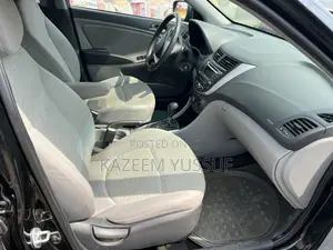 Hyundai Accent SE Hatchback 2016 Black