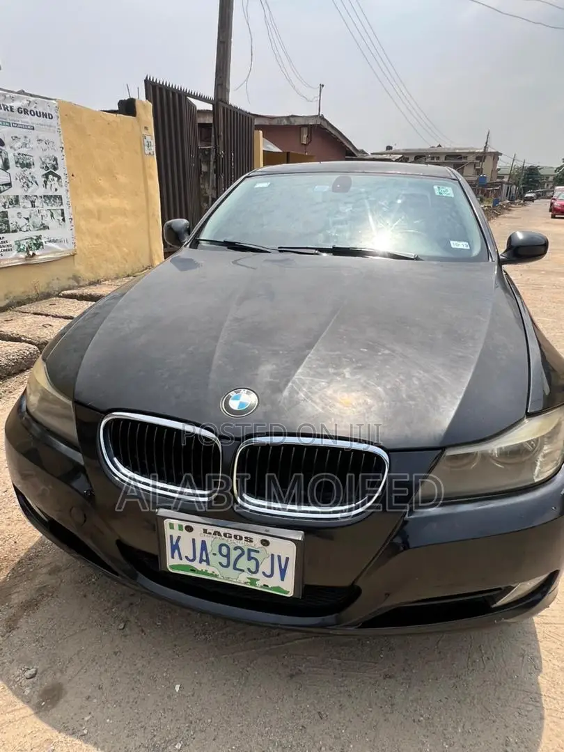 BMW 328i 2012 Black