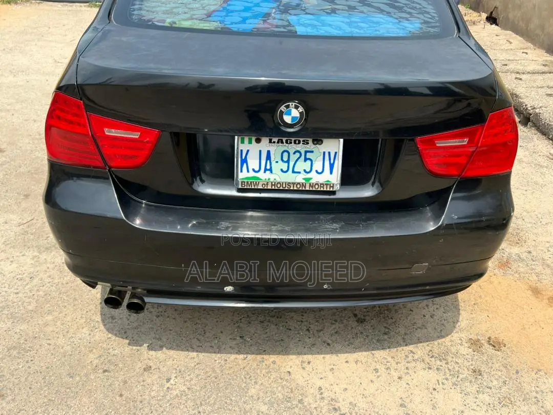 BMW 328i 2012 Black