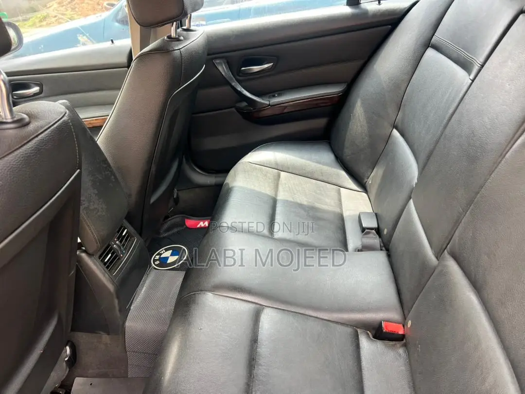 BMW 328i 2012 Black
