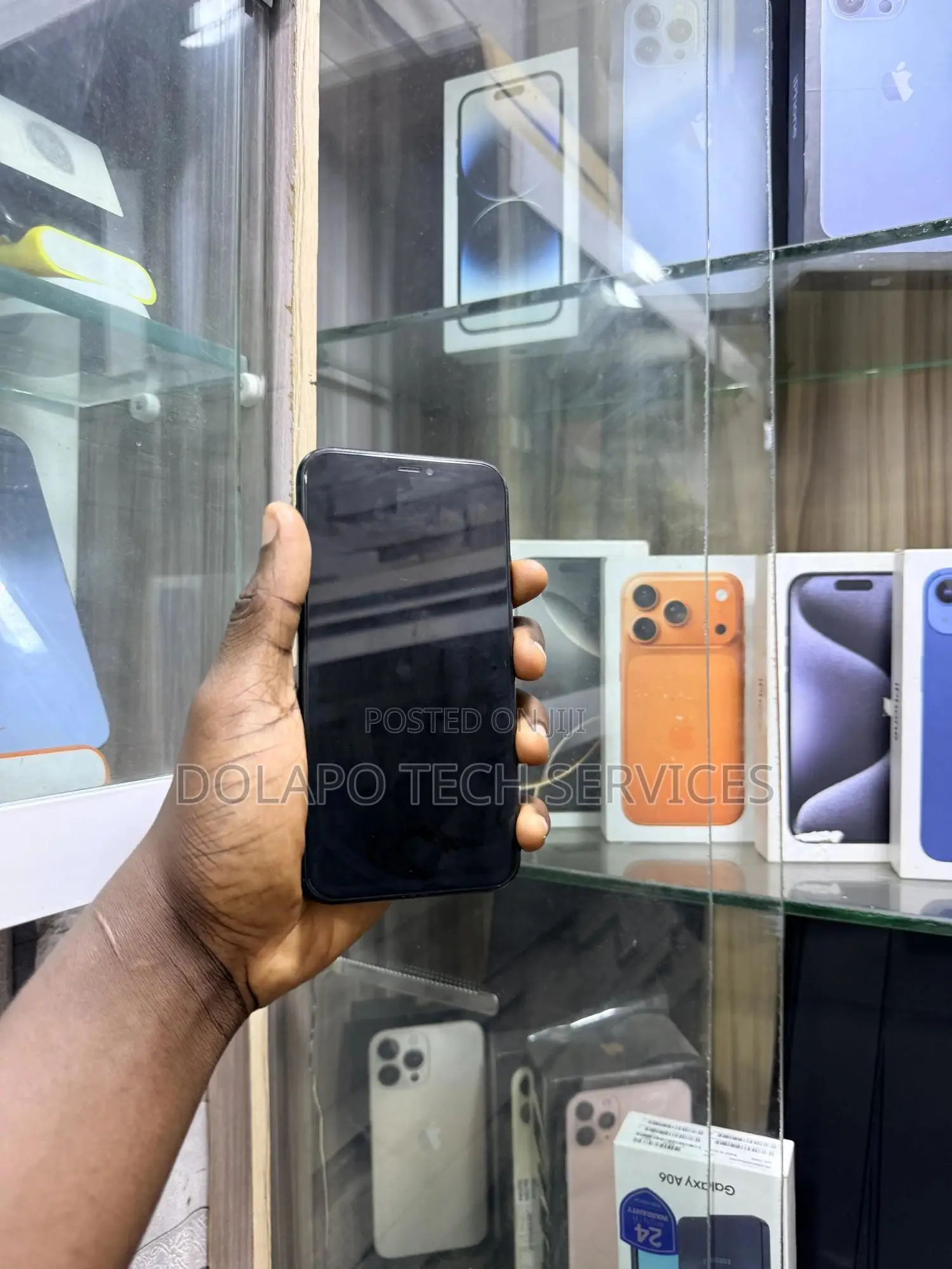 Apple iPhone XR 64 GB Black