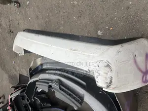 Toyota Sienna Back Bumper 2006