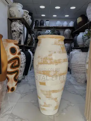 Nile Pot (Round Stroke) – 119cm Tall Large Decorative Indoor Planter